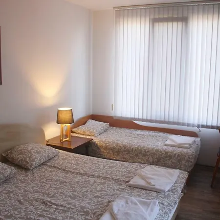 Square * 普罗夫迪夫